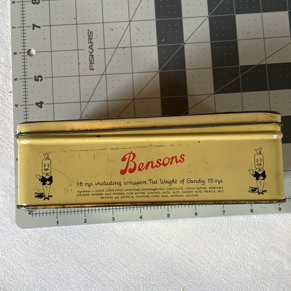 Benson's vintage candy tin, Queen Mary, English Toffee Favourites, hinged lid - Picture 6 of 14